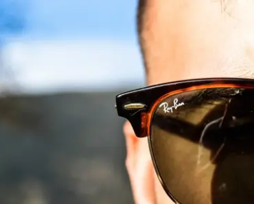 Olivia Rodrigo’s Coachella Sunglasses Revive 2010s Ray-Ban Obsession