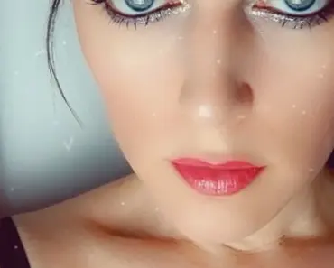 Make Your Own Macrame Curtain