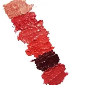 Top 11 Best Lip Glosses for Top-Tier Hydration, Tested by Cosmo Editors